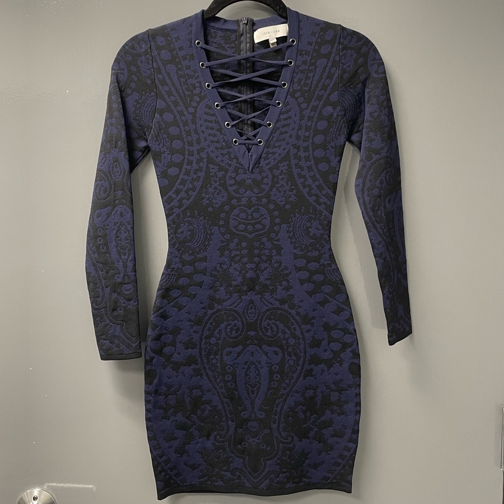 John + Jenn Bodycon Tight Knit Black and Navy Long Sleeve Dress Size XS